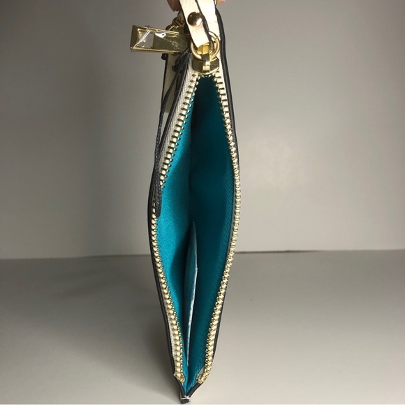 Inspirational Quotes Wristlet - Cream - Picture 6 of 6